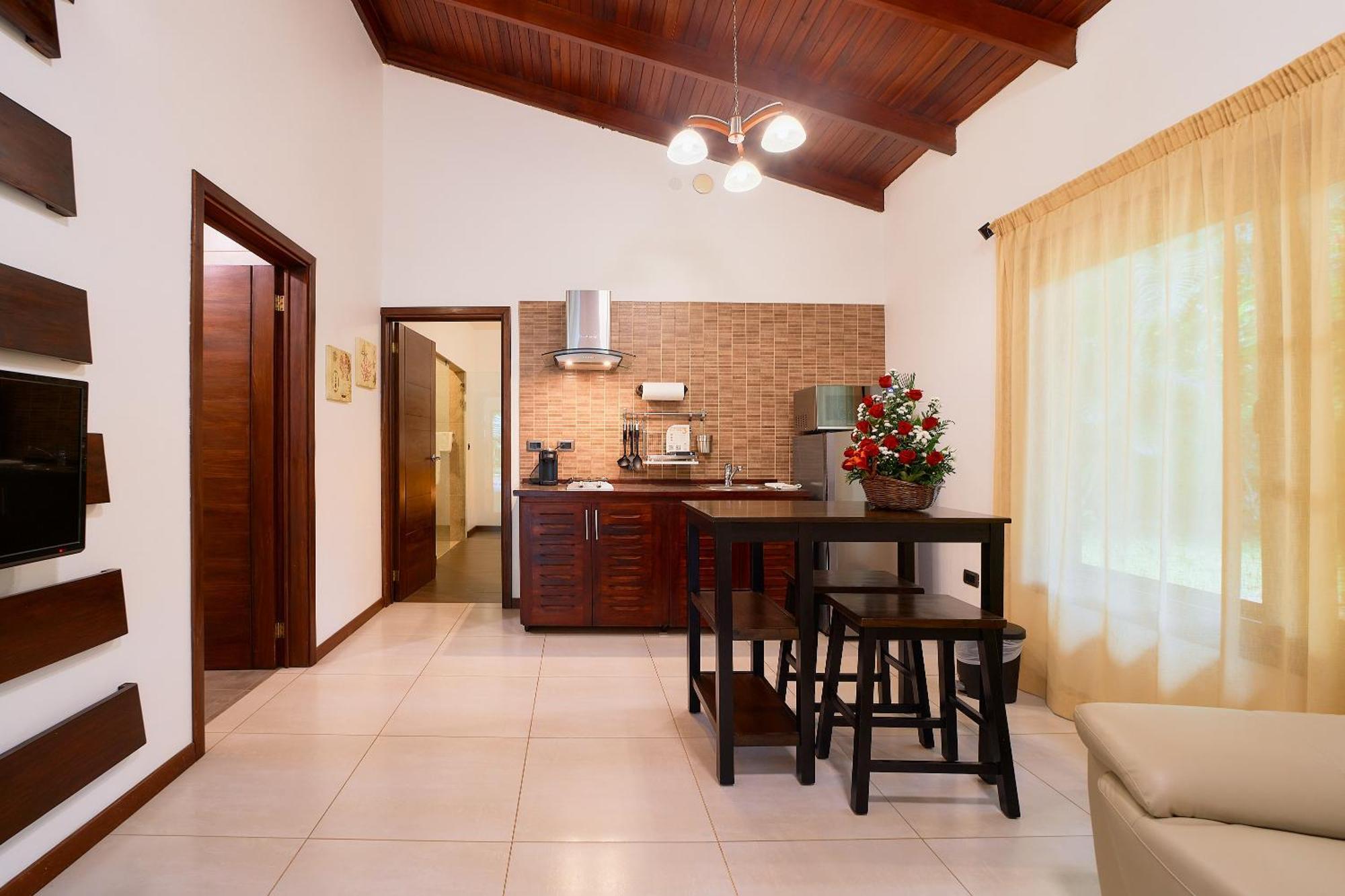 Oasi Apartment Cahuita Bagian luar foto